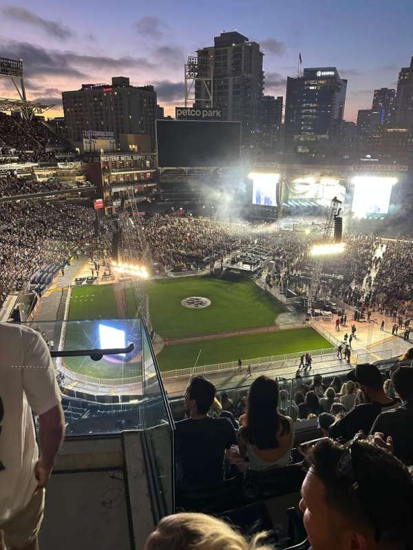 Petco Park, section: 307, row: 10, seat: 1