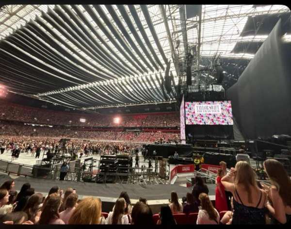 Johan Cruijff ArenA, section: 117, row: 6, seat: 38
