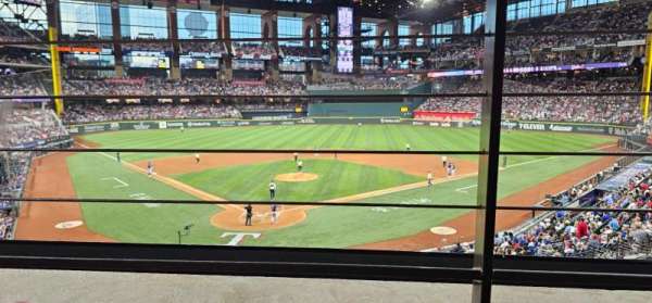 Globe Life Field, section: 115, row: 1, seat: 5
