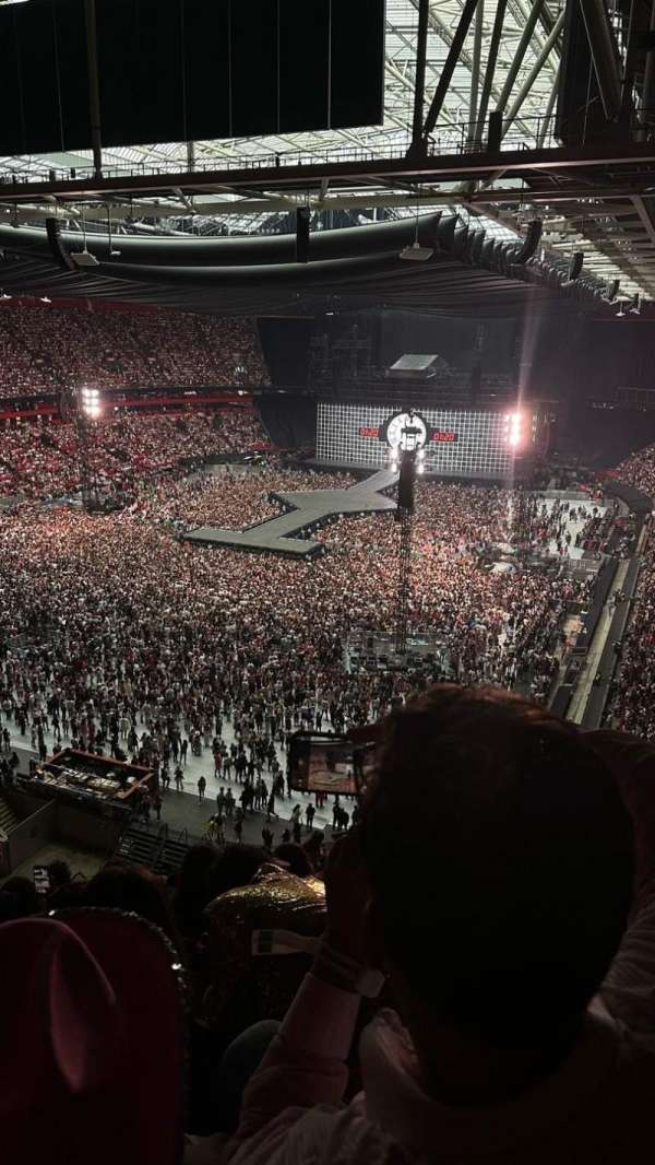 Johan Cruijff ArenA, section: 425, row: 21, seat: 124