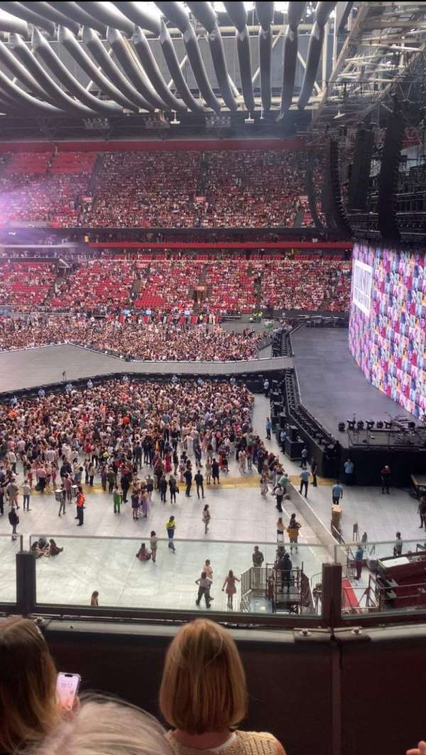 Johan Cruijff ArenA, section: 419, row: 3, seat: 5