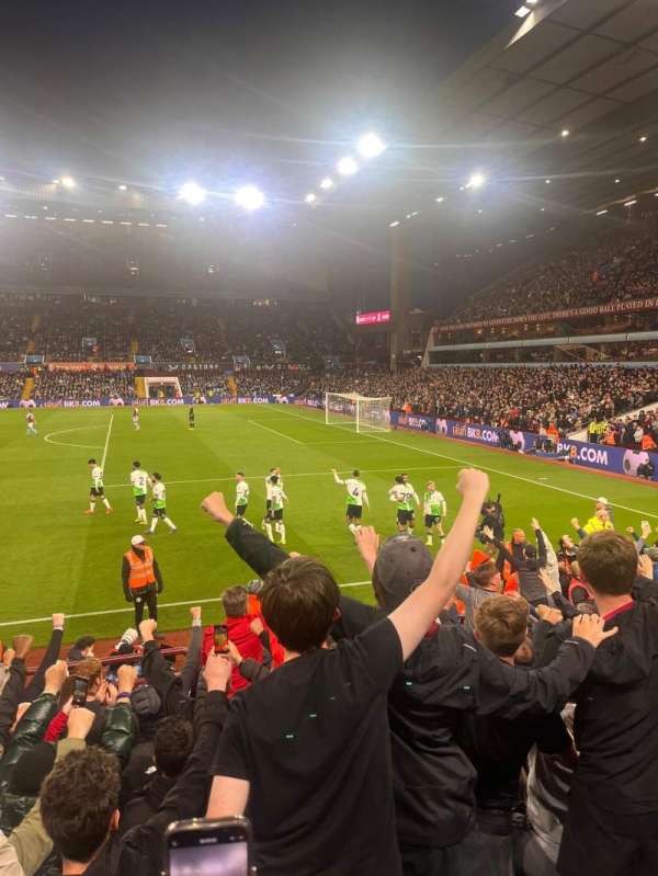 Villa Park, section: Q2, row: L, seat: 33