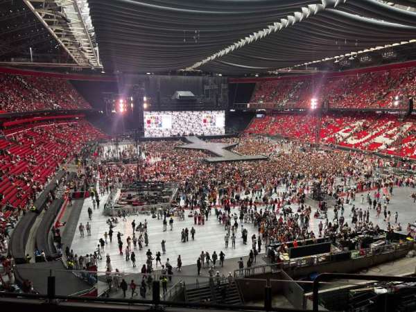 Johan Cruijff ArenA, section: 430, row: 4, seat: 320