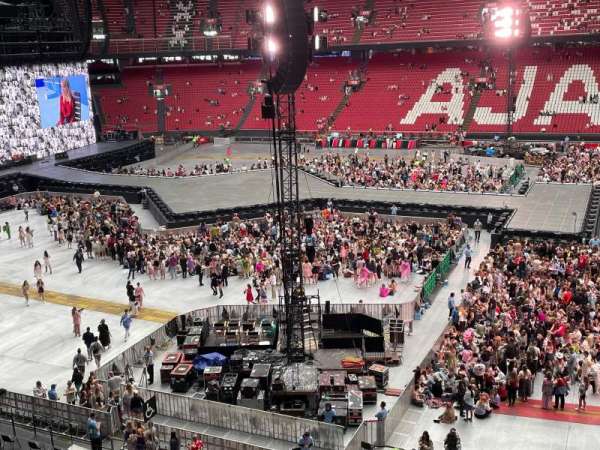 Johan Cruijff ArenA, section: 405, row: 1, seat: 78