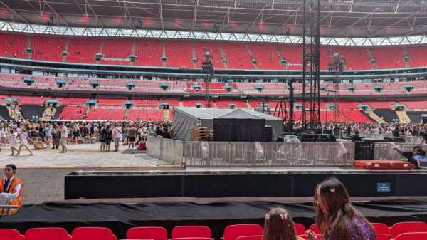 Wembley Stadium, section: 124, row: 7, seat: 35