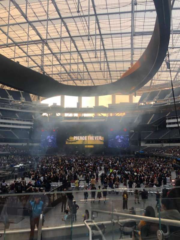 SoFi Stadium, section: 124, row: 8, seat: 13