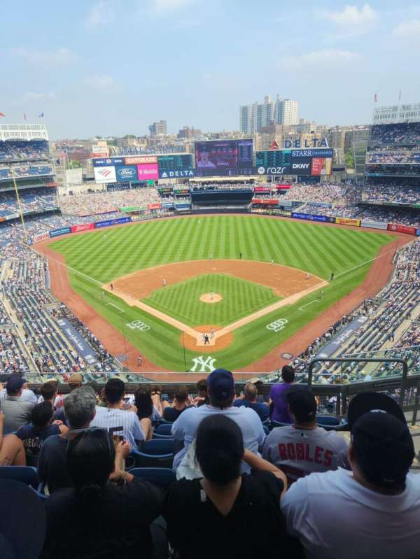 Yankee Stadium, section: 420B, row: 7, seat: 5