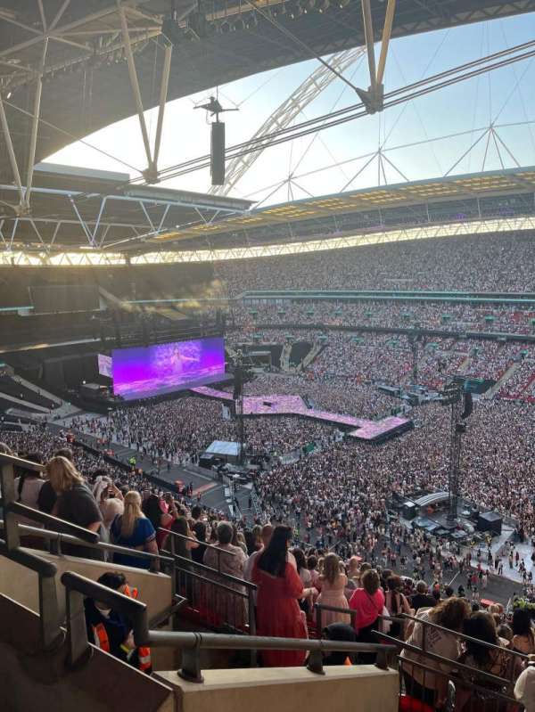Wembley Stadium, section: 523, row: 20, seat: 282