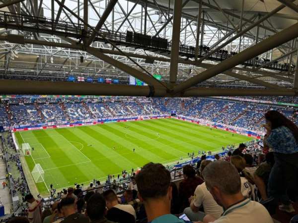 Veltins-Arena, section: 21, row: 11, seat: 1