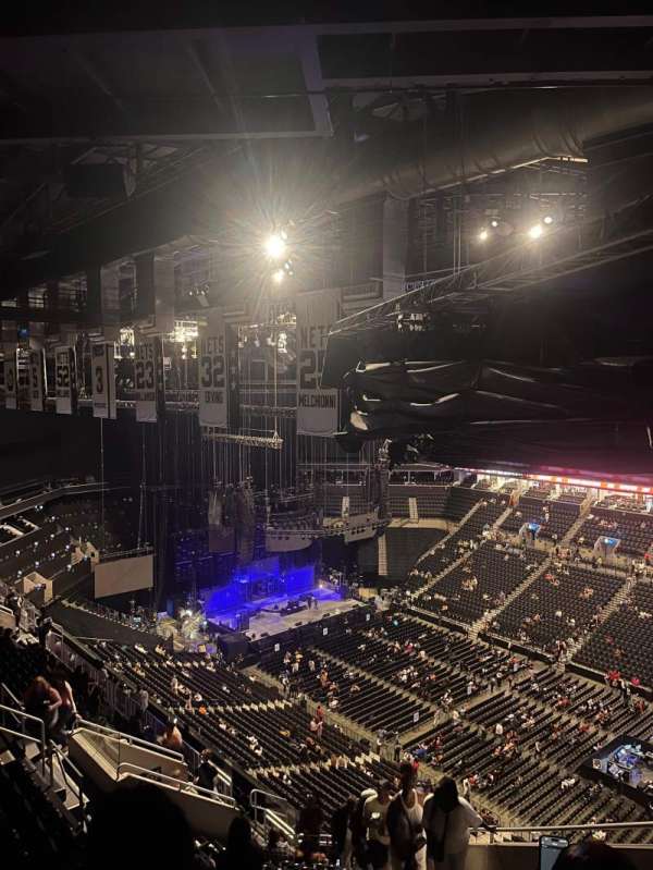 Barclays Center, section: 221, row: 17, seat: 1