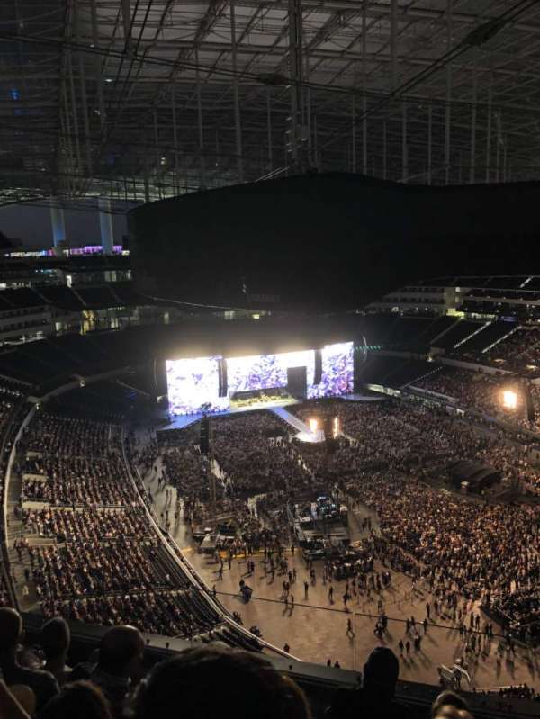 SoFi Stadium, section: 425, row: 5, seat: 16