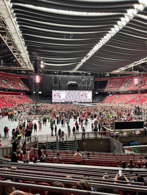Johan Cruijff ArenA, section: 129, row: 12, seat: 174