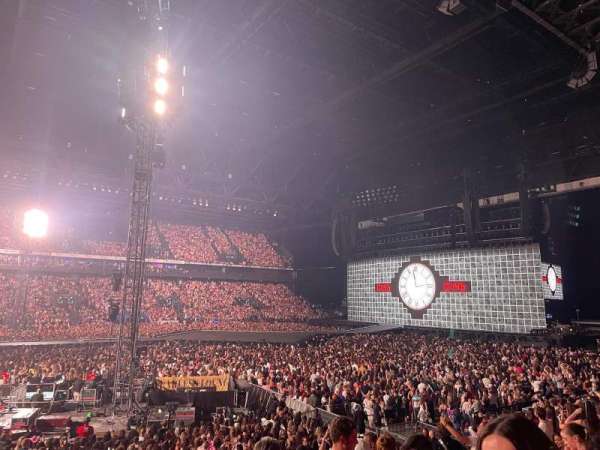 Paris La Défense Arena, section: 114, row: 17, seat: 29