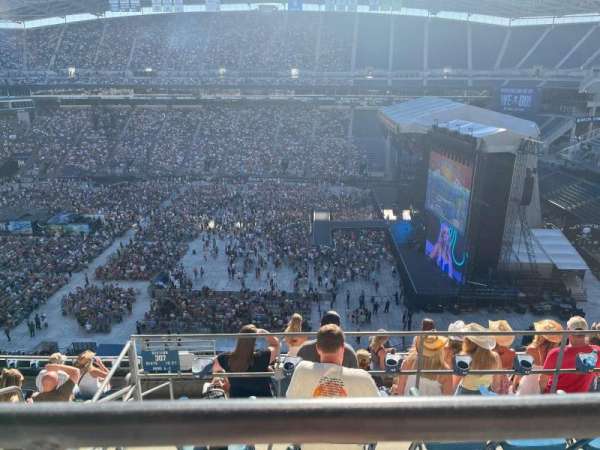 Lumen Field, section: 307, row: F, seat: 20