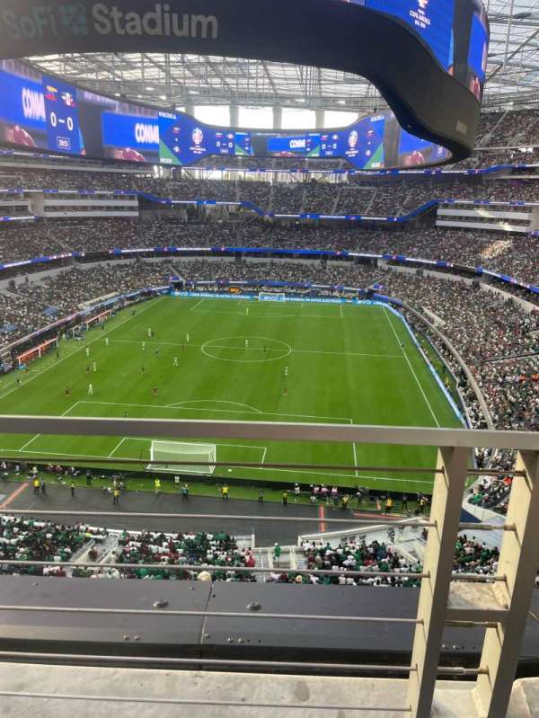 SoFi Stadium, section: 337, row: 3, seat: 6