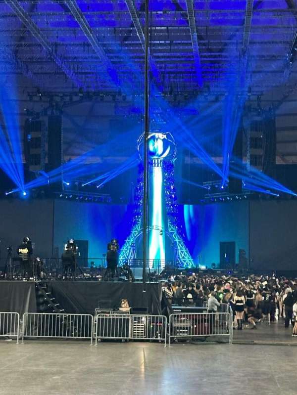 Tacoma Dome, section: 112, row: F, seat: 9