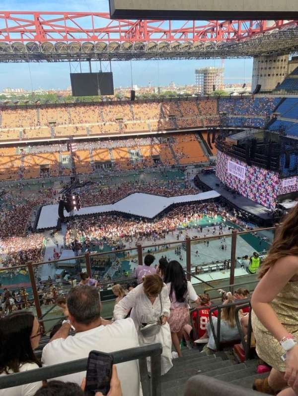 San Siro, section: 331, row: 8, seat: 1