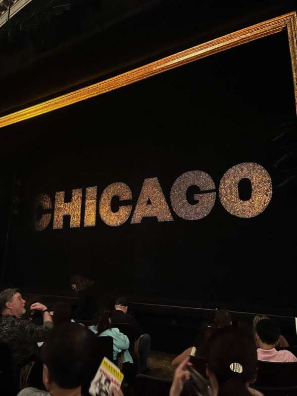 Ambassador Theatre, section: Orchestra R, row: E, seat: 6
