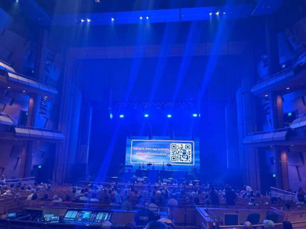 Ikeda Theater, section: Parterre 3, row: V, seat: 301