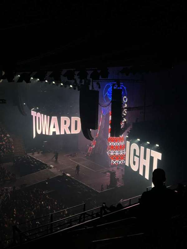 Oakland Arena, section: 203, row: 14, seat: 6