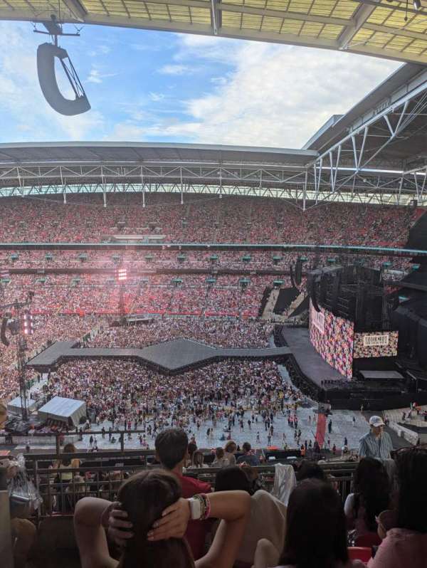 Wembley Stadium, section: 550, row: 14, seat: 311
