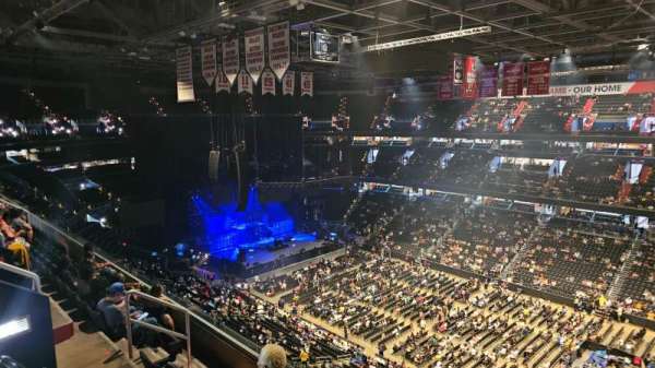 Capital One Arena, section: 403, row: F, seat: 10