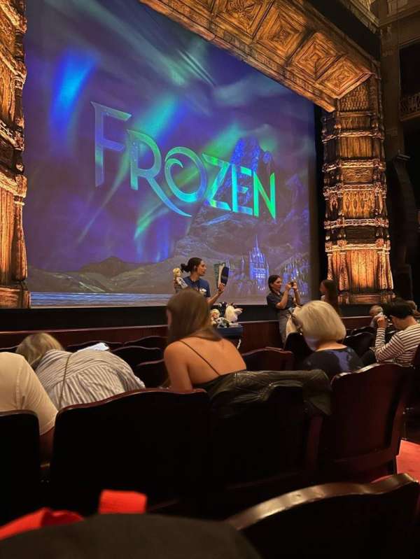 Theatre Royal Drury Lane, section: Stalls, row: F, seat: 39