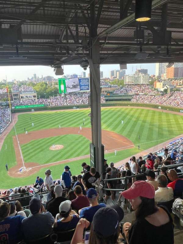 Wrigley Field, section: 421R, row: 8, seat: 21