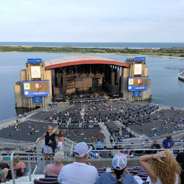 Jones Beach Theater, section: 307, row: Q, seat: 2