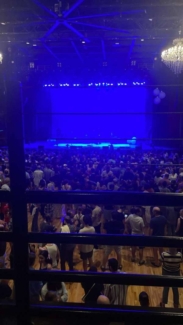 Coca-Cola Roxy, section: 201, row: AA, seat: 5
