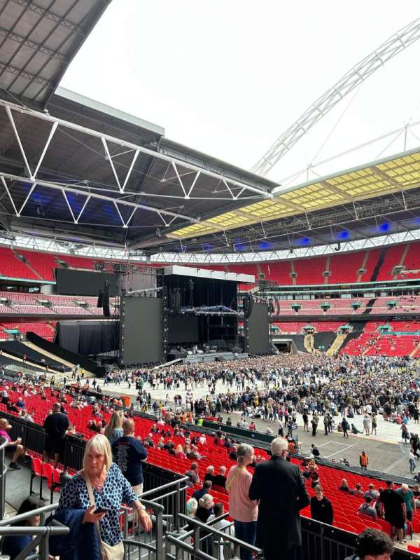 Wembley Stadium, section: 122, row: 34, seat: 296