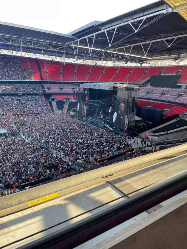 Wembley Stadium, section: 522, row: 1, seat: 390