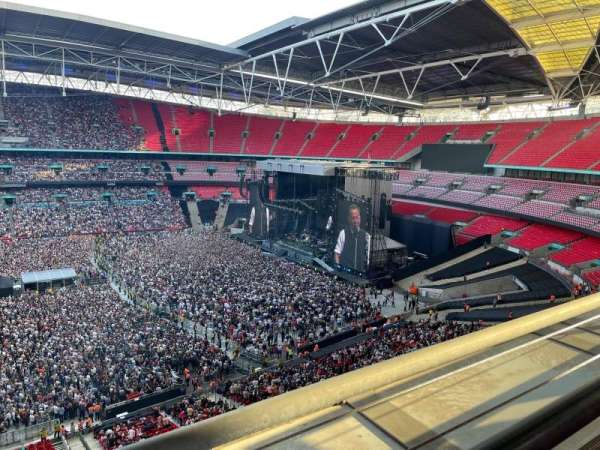 Wembley Stadium, section: 552, row: 1, seat: 390
