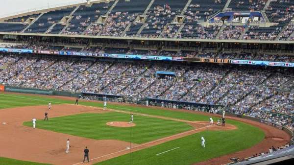 Kauffman Stadium, section: Craft and Draft, row: Table 15, seat: 1