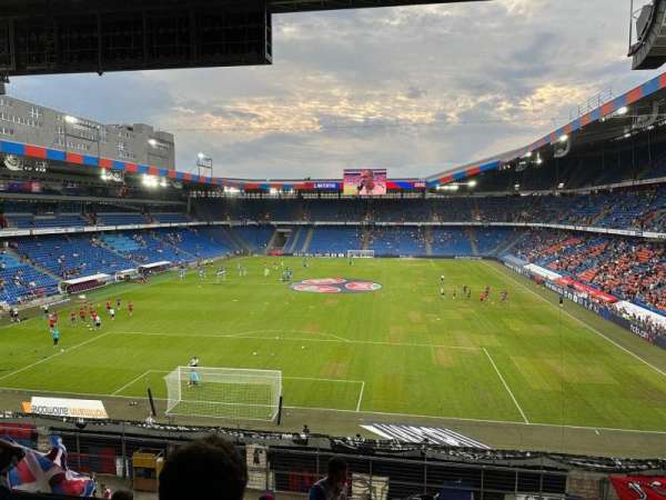 St. Jakob-Park, section: D3 Balkon, row: 6, seat: 318