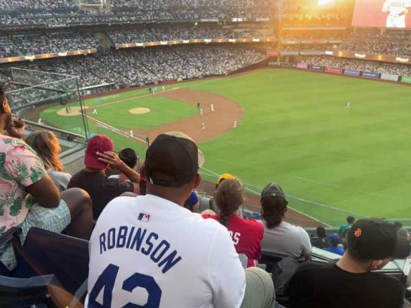 Petco Park, section: 321, row: 10, seat: 6