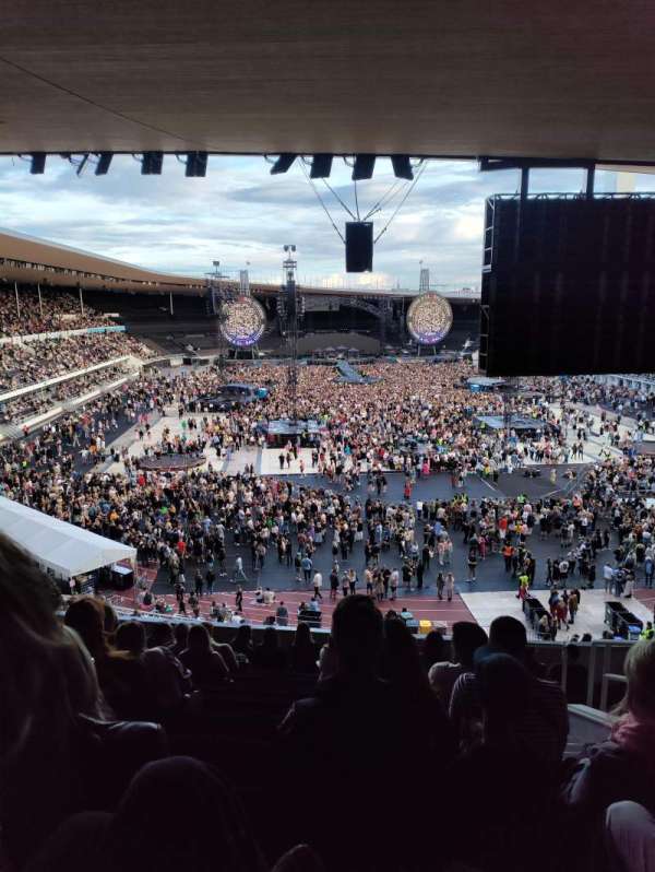 Olympic Stadium, Helsinki, section: G8, row: 33, seat: 220