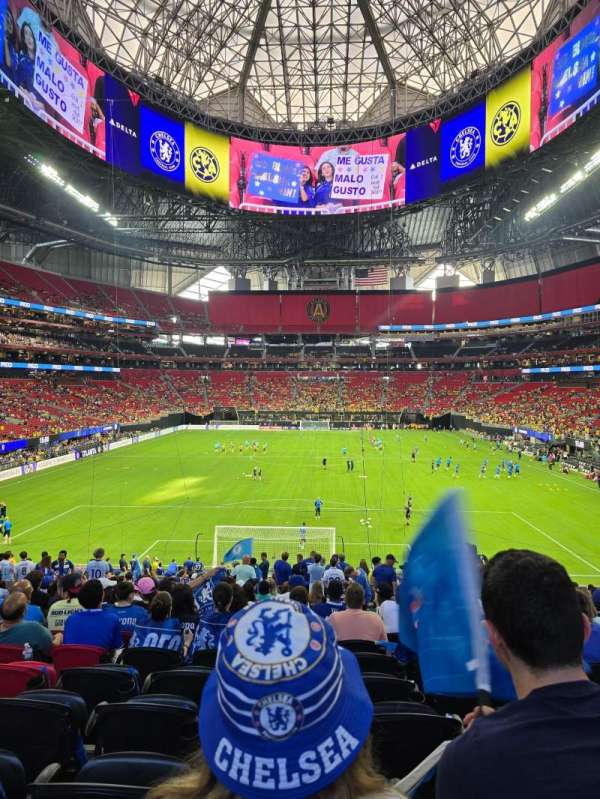 Mercedes-Benz Stadium, section: 101, row: 31, seat: 8