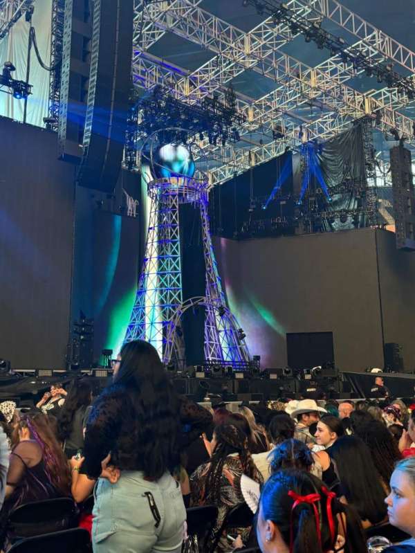 Globe Life Field, section: Floor B, row: 10, seat: 7