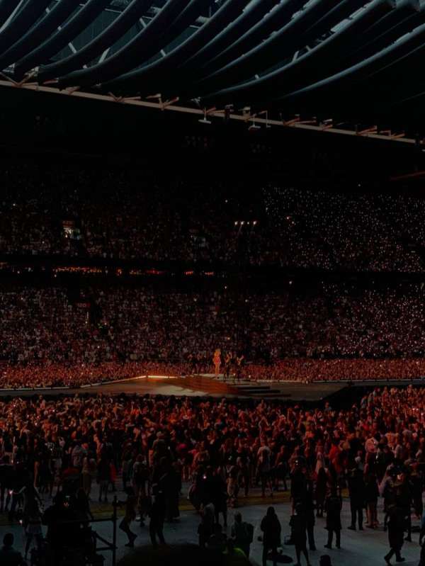 Johan Cruijff ArenA, section: 110, row: 12, seat: 261