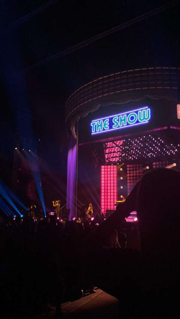 Dos Equis Pavilion, section: 100, row: M, seat: 32,31