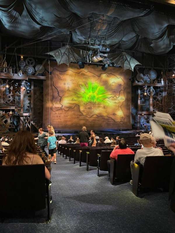 Gershwin Theatre, section: Orchestra L, row: Q, seat: 1