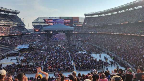 Huntington Bank Field, section: 320, row: 9, seat: 12