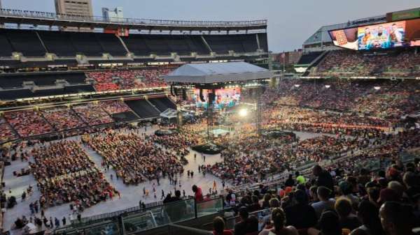 Huntington Bank Field, section: 329, row: 18, seat: 24