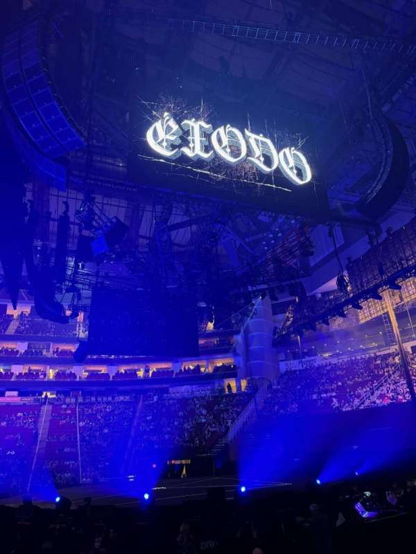 Toyota Center, section: 105, row: 6, seat: 4