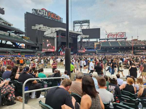 Citi Field, section: 126, row: 3, seat: 20