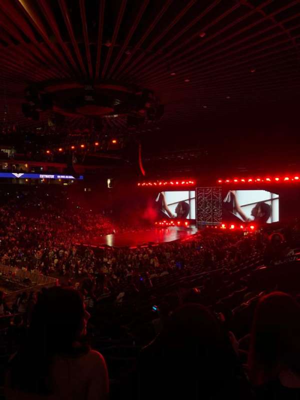 Oakland Arena, section: 104, row: 23, seat: 04