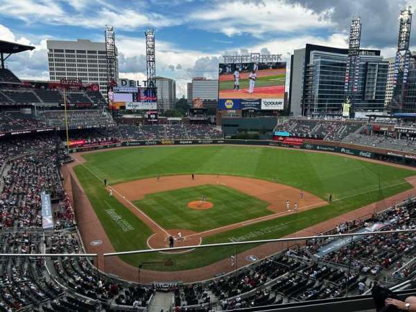 Truist Park, section: 325, row: 2, seat: 5