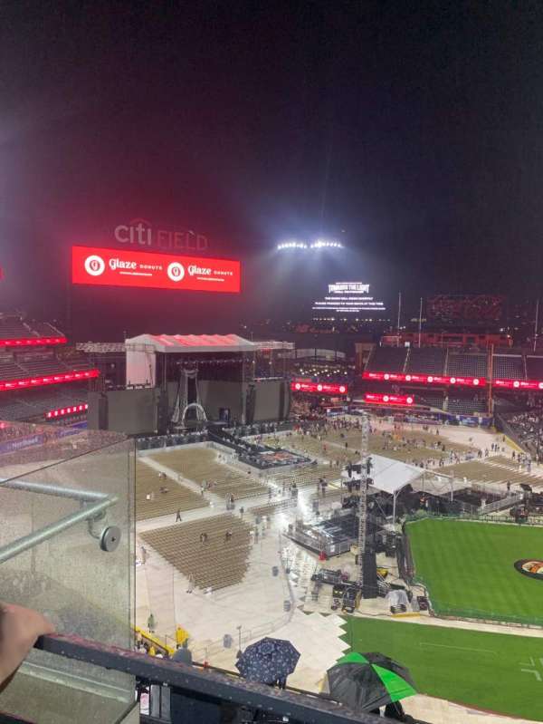 Citi Field, section: 521, row: 1, seat: 18