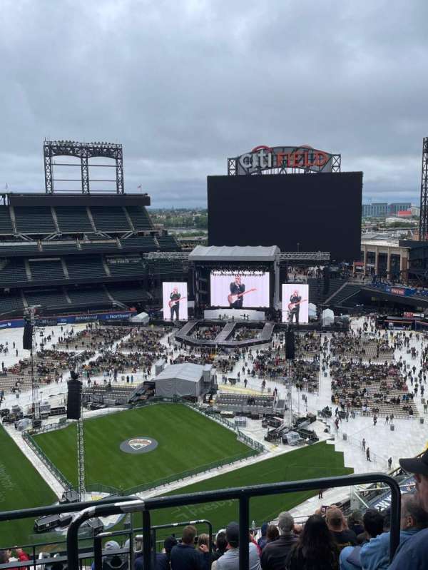 Citi Field, section: 511, row: 13, seat: 1